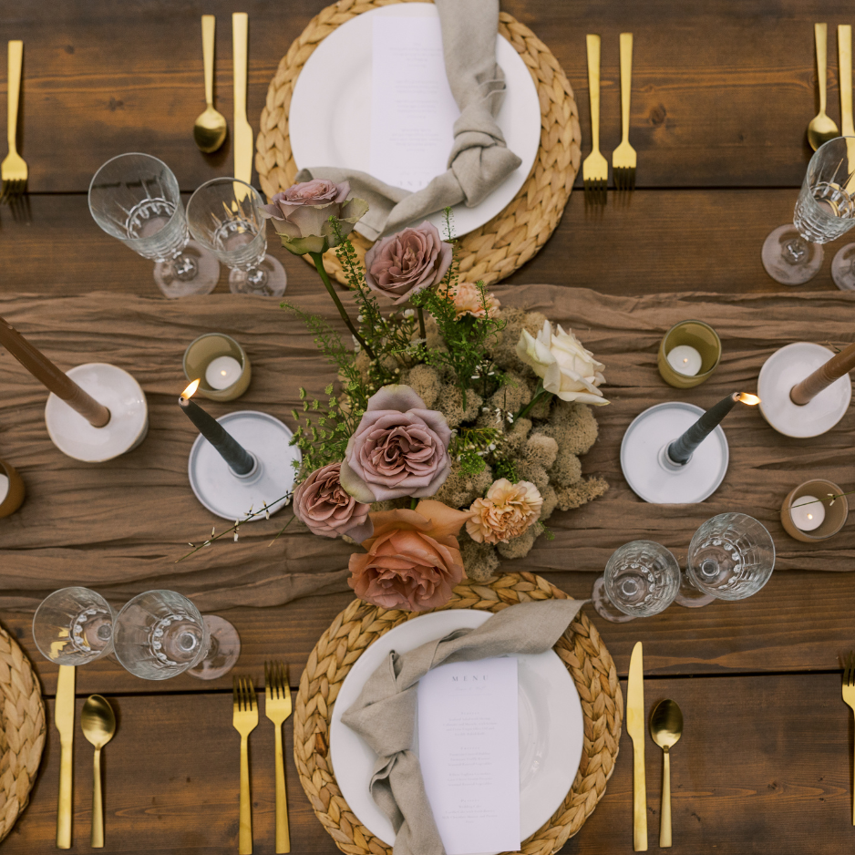 Hosting a Sophisticated Soiree: Your Guide to Throwing the Perfect Party