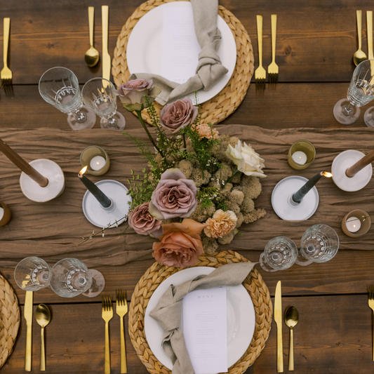 Hosting a Sophisticated Soiree: Your Guide to Throwing the Perfect Party