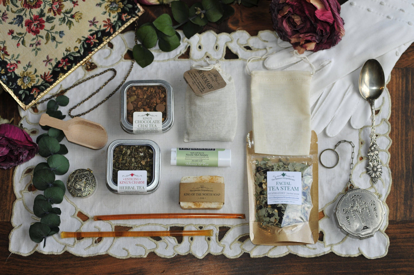 The Queen's TEApothecary Tea & Bath Sampler Gift Sets (2 Varieties