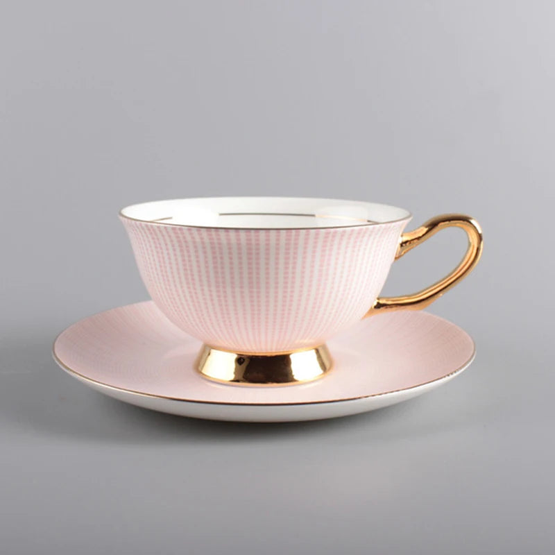 Dotted Line Teacup Set*